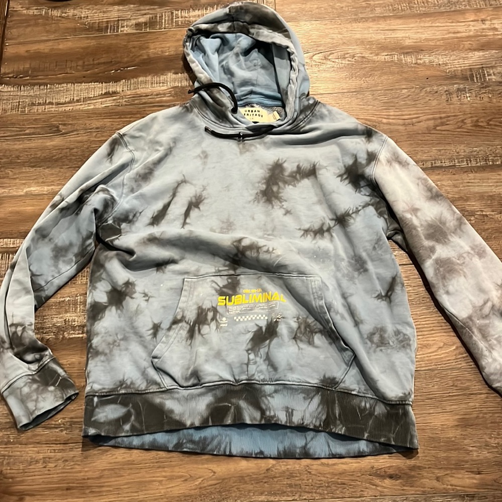 Urban heritage hoodie